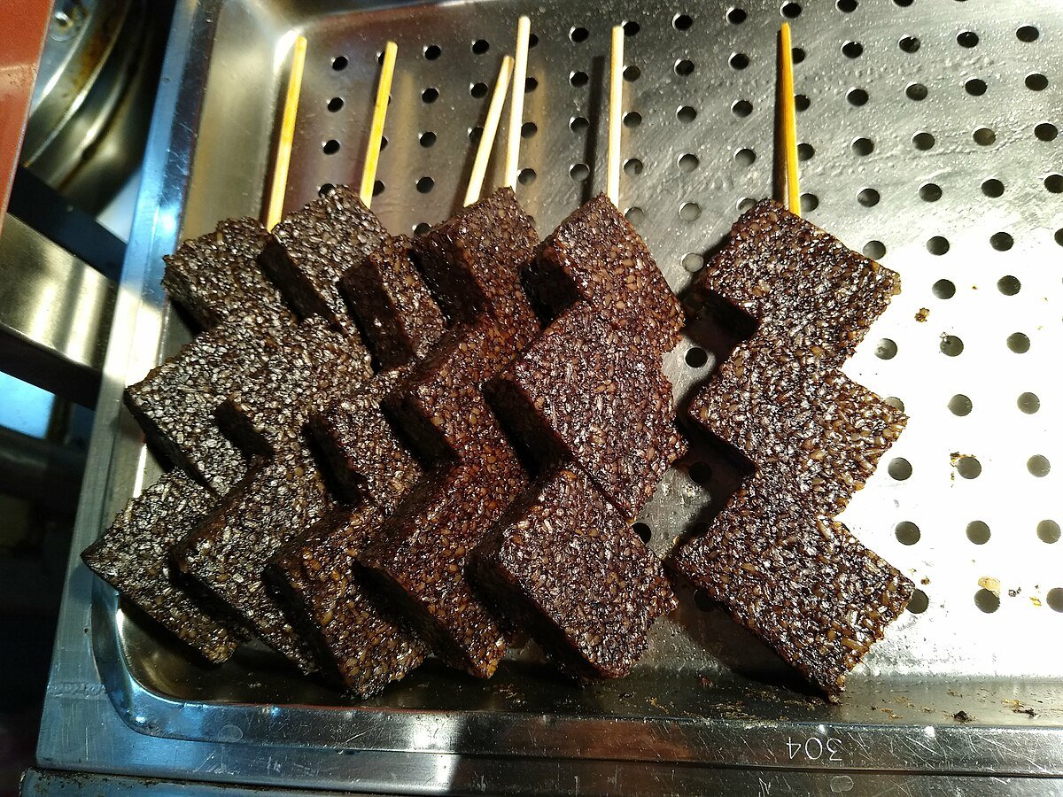 豬血糕英文怎麼介紹？Pig's Blood Cake翻譯與口感描述