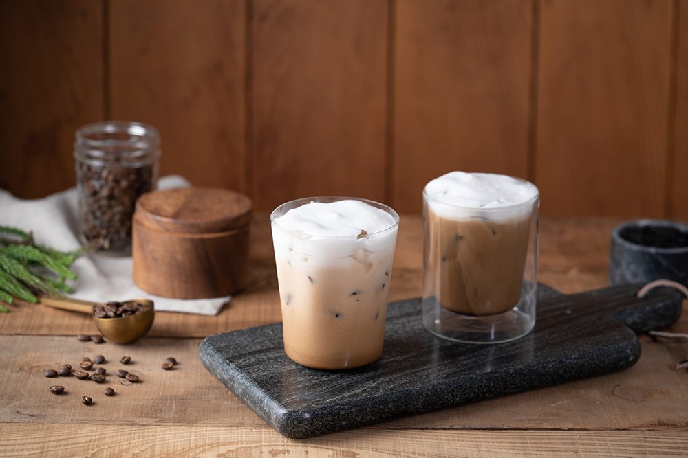 手沖拿鐵 Pour-over Latte 咖啡沖煮方式與口感介紹