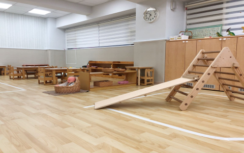 托嬰中心英文 daycare center 幼兒照顧機構介紹