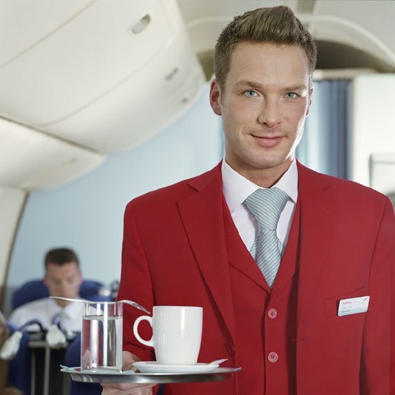 男空服員英文稱呼是什麼？Male Flight Attendant介紹