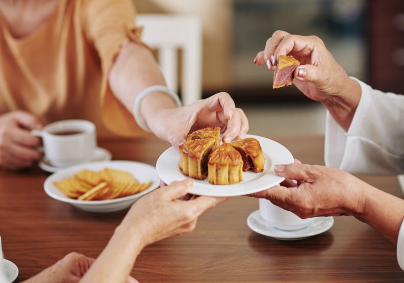 中秋節吃甚麼 除了月餅柚子 台灣人中秋烤肉文化由來介紹