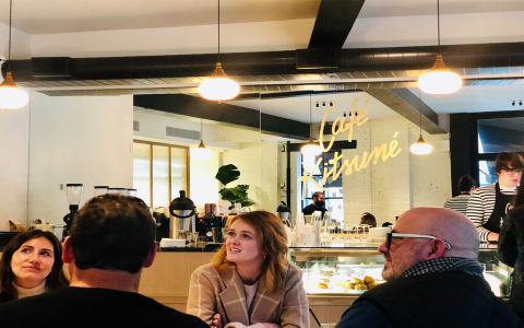 你在說什麼英文怎麼講？what are you talking about語氣