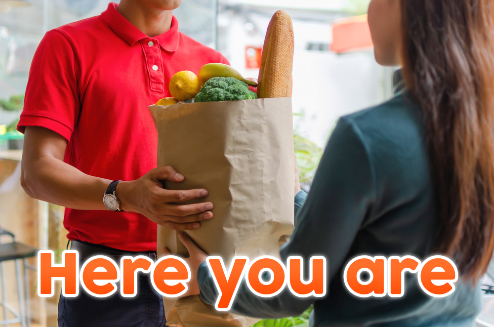 給你的英文 For you 或是 Here you go 送禮與遞物用語