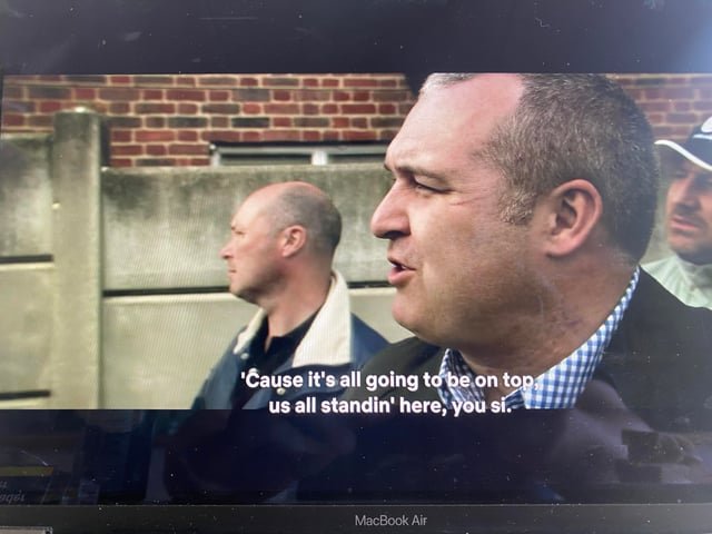 Here we are意思與用法 我們到了或這就是我們的現況