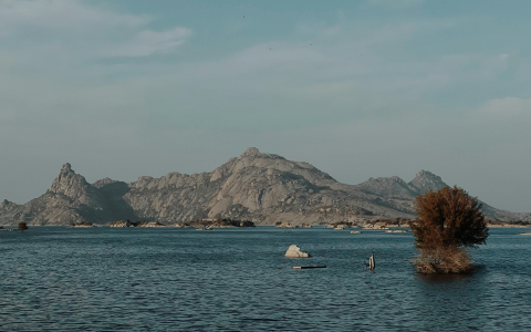 颱風假的英文Typhoon Day 停班停課公告與氣象新聞單字
