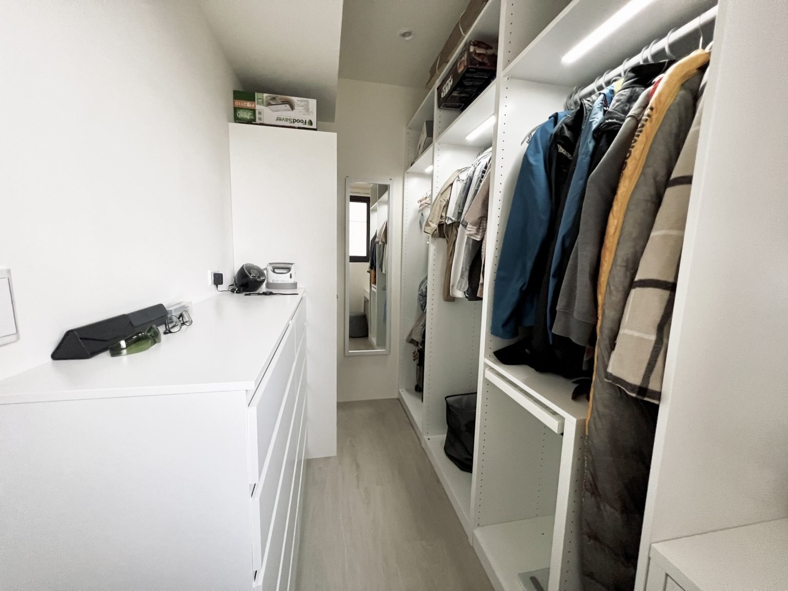 walkincloset中文意思 更衣間與衣帽間室內設計規劃重點