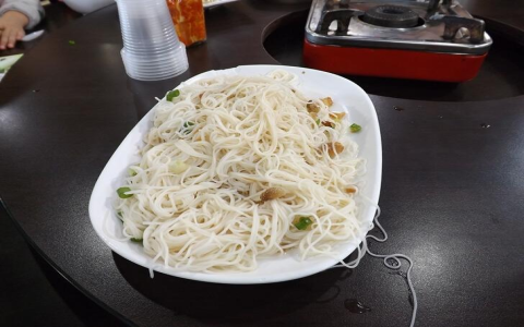大腸麵線英文Intestine Vermicelli 台灣特色小吃介紹