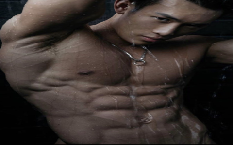 你很色英文怎麼說 Pervert與Horny 形容好色與色狼的單字